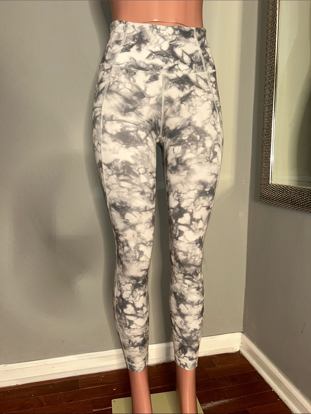 Athleta Gray and White Tie-Dye High-Rise Leggings